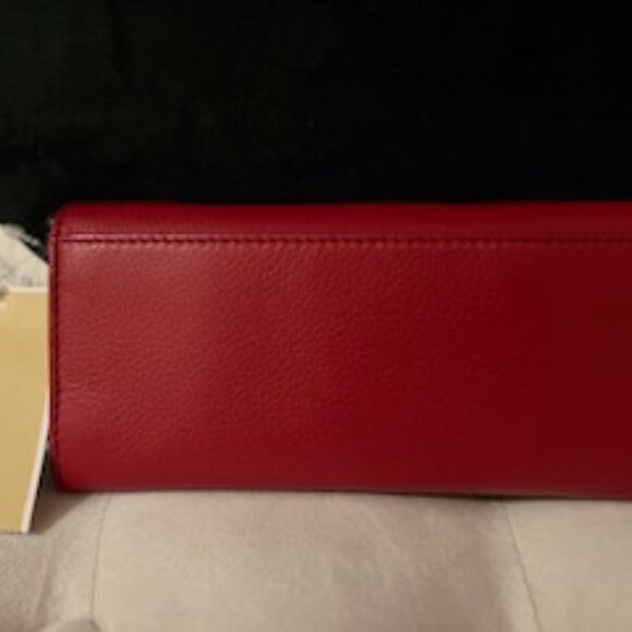 Michael Kors Fulton Flap Continental Pebbled Red Leather Wallet NWT - Picture 4 of 9